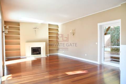 Moradia T4 DUPLEX Venda em Aldoar, Foz do Douro e Nevogilde,Porto