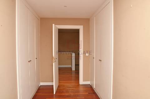 Moradia T4 DUPLEX Venda em Aldoar, Foz do Douro e Nevogilde,Porto