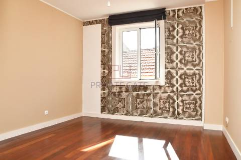 Moradia T4 DUPLEX Venda em Aldoar, Foz do Douro e Nevogilde,Porto