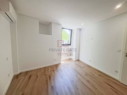 Apartamento T1 Arrendamento em Aldoar, Foz do Douro e Nevogilde,Porto