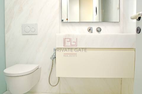 Casal de Passos apartamento T3 com ótimas áreas, numa localização privilegiada na zona de Nevogilde.