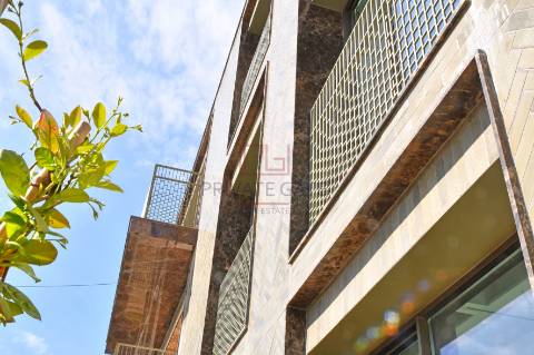 Casal de Passos apartamento T3 com ótimas áreas, numa localização privilegiada na zona de Nevogilde.