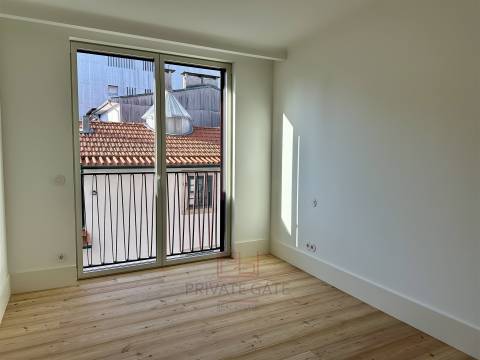 Apartamento T3 Arrendamento em Cedofeita, Santo Ildefonso, Sé, Miragaia, São Nicolau e Vitória,Porto
