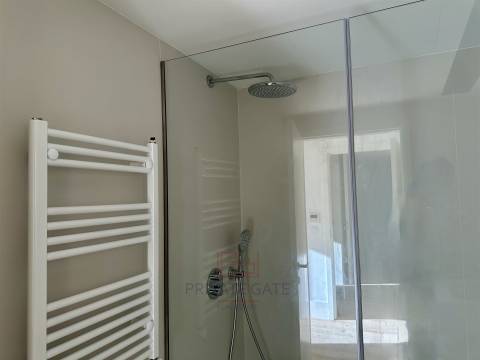 Apartamento T3 Arrendamento em Cedofeita, Santo Ildefonso, Sé, Miragaia, São Nicolau e Vitória,Porto