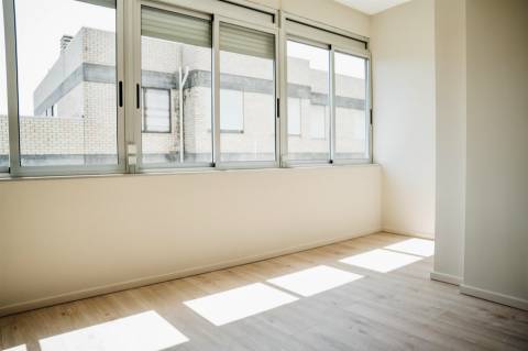Apartamento T3+1 Venda em Aldoar, Foz do Douro e Nevogilde,Porto