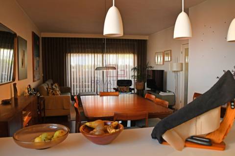 Moradia T4 Venda em Lordelo do Ouro e Massarelos,Porto