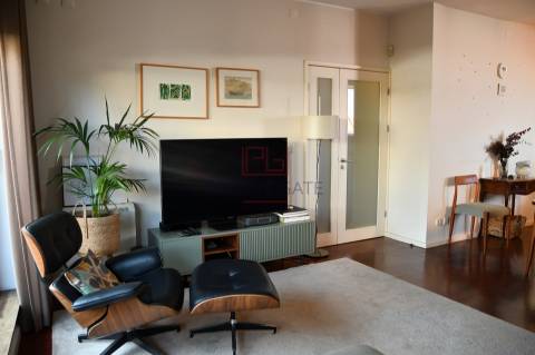 Moradia T4 Venda em Lordelo do Ouro e Massarelos,Porto