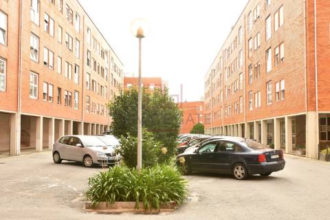 Apartamento T3 Arrendamento em São Mamede de Infesta e Senhora da Hora,Matosinhos