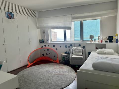 Apartamento T4 Venda em Matosinhos e Leça da Palmeira,Matosinhos