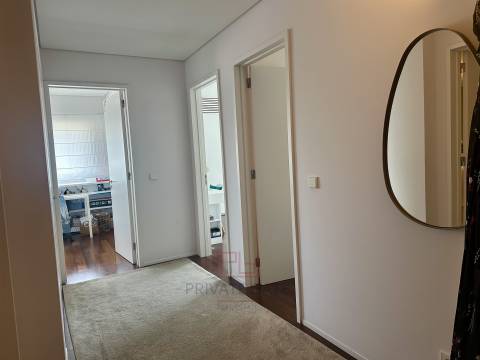 Apartamento T4 Venda em Matosinhos e Leça da Palmeira,Matosinhos