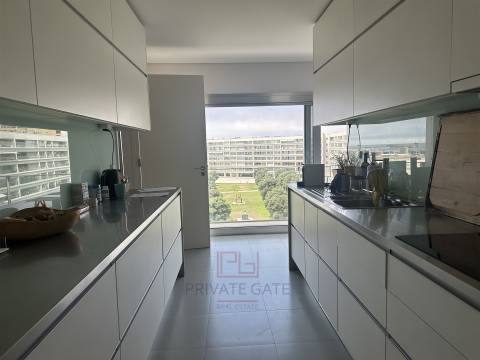 Apartamento T4 Venda em Matosinhos e Leça da Palmeira,Matosinhos