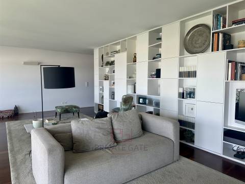 Apartamento T4 Venda em Matosinhos e Leça da Palmeira,Matosinhos