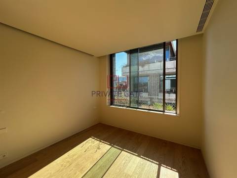 Andar Moradia T3 Venda em Aldoar, Foz do Douro e Nevogilde,Porto