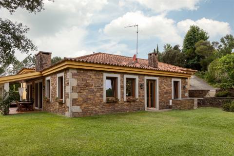 Moradia Isolada T4 Venda em Feitosa,Ponte de Lima