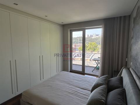 Apartamento T4 Arrendamento em Lordelo do Ouro e Massarelos,Porto