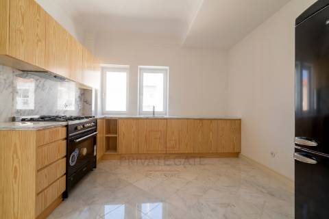 Apartamento T1+4 Arrendamento em Cedofeita, Santo Ildefonso, Sé, Miragaia, São Nicolau e Vitória,Porto