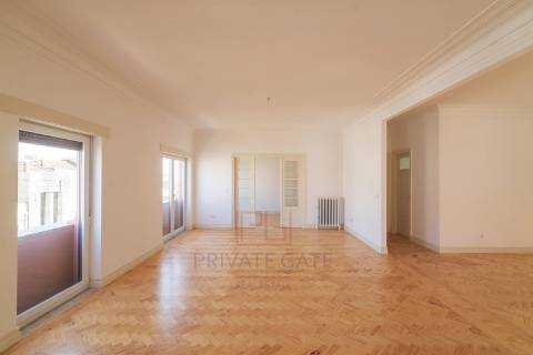 Apartamento T1+4 Arrendamento em Cedofeita, Santo Ildefonso, Sé, Miragaia, São Nicolau e Vitória,Porto