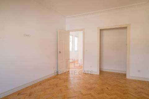 Apartamento T1+4 Arrendamento em Cedofeita, Santo Ildefonso, Sé, Miragaia, São Nicolau e Vitória,Porto