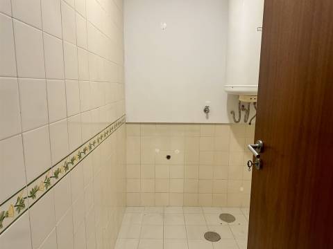 Apartamento T3 Arrendamento em Matosinhos e Leça da Palmeira,Matosinhos