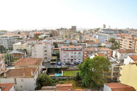 Apartamento T4+1 Arrendamento em Bonfim,Porto