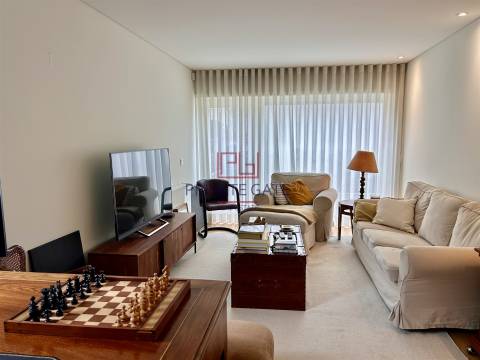 Moradia T3 Arrendamento em Aldoar, Foz do Douro e Nevogilde,Porto