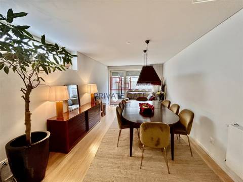 Moradia T3 Arrendamento em Aldoar, Foz do Douro e Nevogilde,Porto