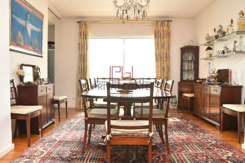 T4 na Foz do Douro | Junto ao Parque da Cidade | Vistas de Mar