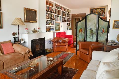 T4 na Foz do Douro | Junto ao Parque da Cidade | Vistas de Mar