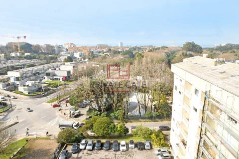 T4 na Foz do Douro | Junto ao Parque da Cidade | Vistas de Mar