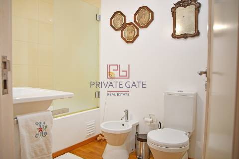 T4 na Foz do Douro | Junto ao Parque da Cidade | Vistas de Mar