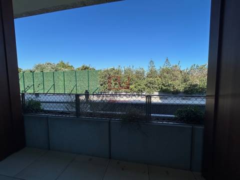 Andar Moradia T3 Arrendamento em Aldoar, Foz do Douro e Nevogilde,Porto