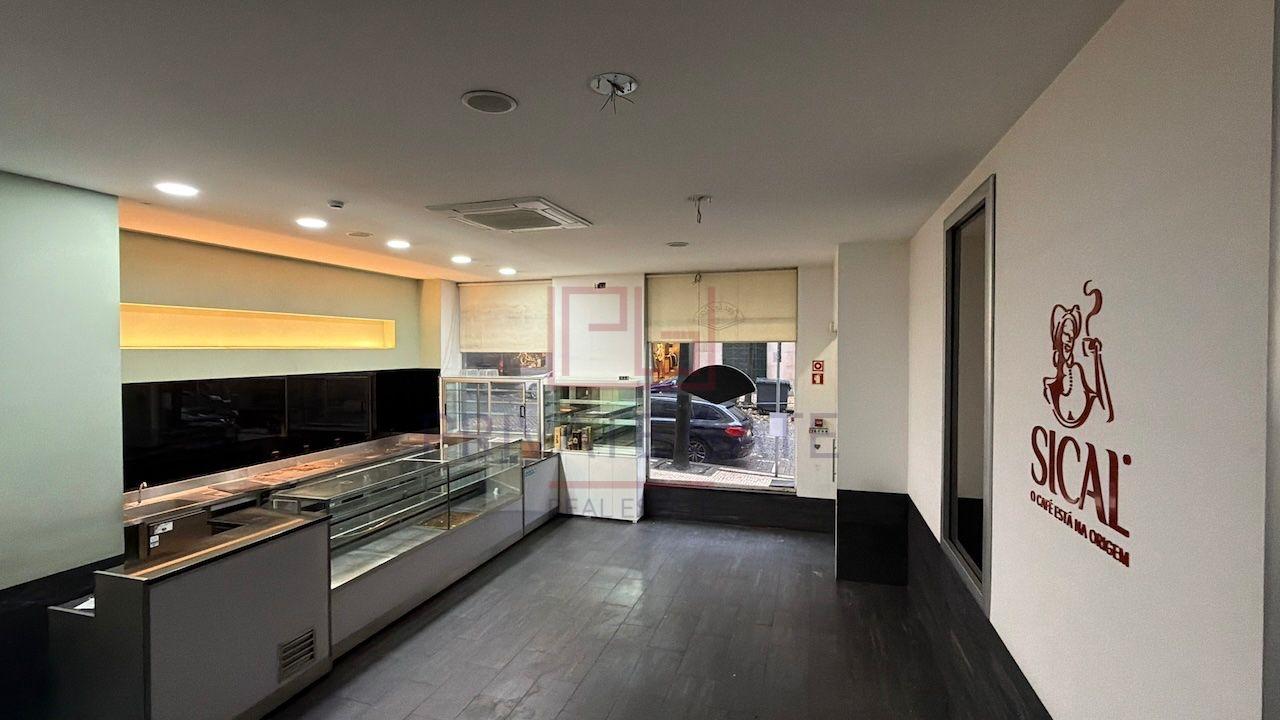 Loja  Arrendamento em Cedofeita, Santo Ildefonso, Sé, Miragaia, São Nicolau e Vitória,Porto