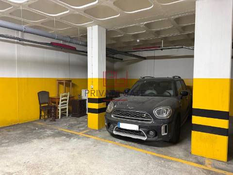 Apartamento T5 Venda em Lordelo do Ouro e Massarelos,Porto