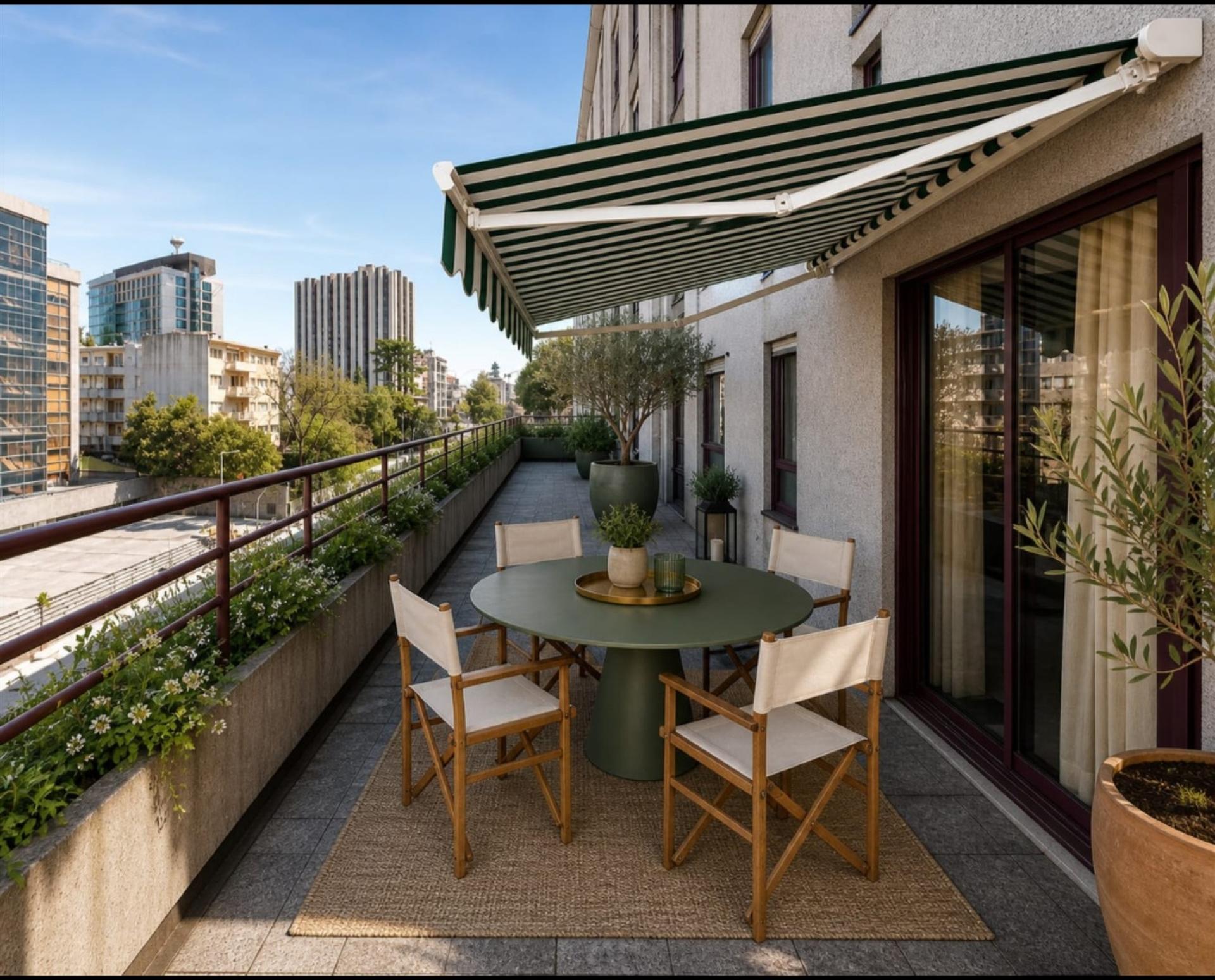 Apartamento T5 Venda em Lordelo do Ouro e Massarelos,Porto