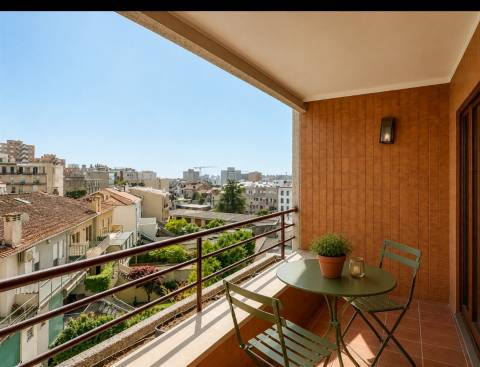 Apartamento T5 Venda em Lordelo do Ouro e Massarelos,Porto
