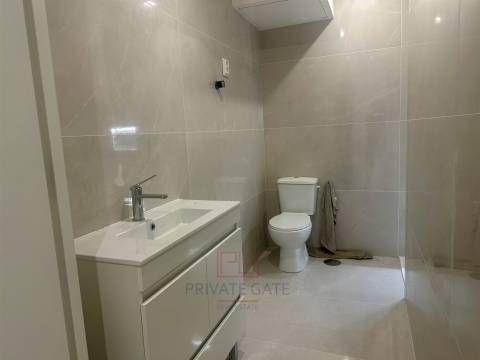 Apartamento T0 Venda em Matosinhos e Leça da Palmeira,Matosinhos