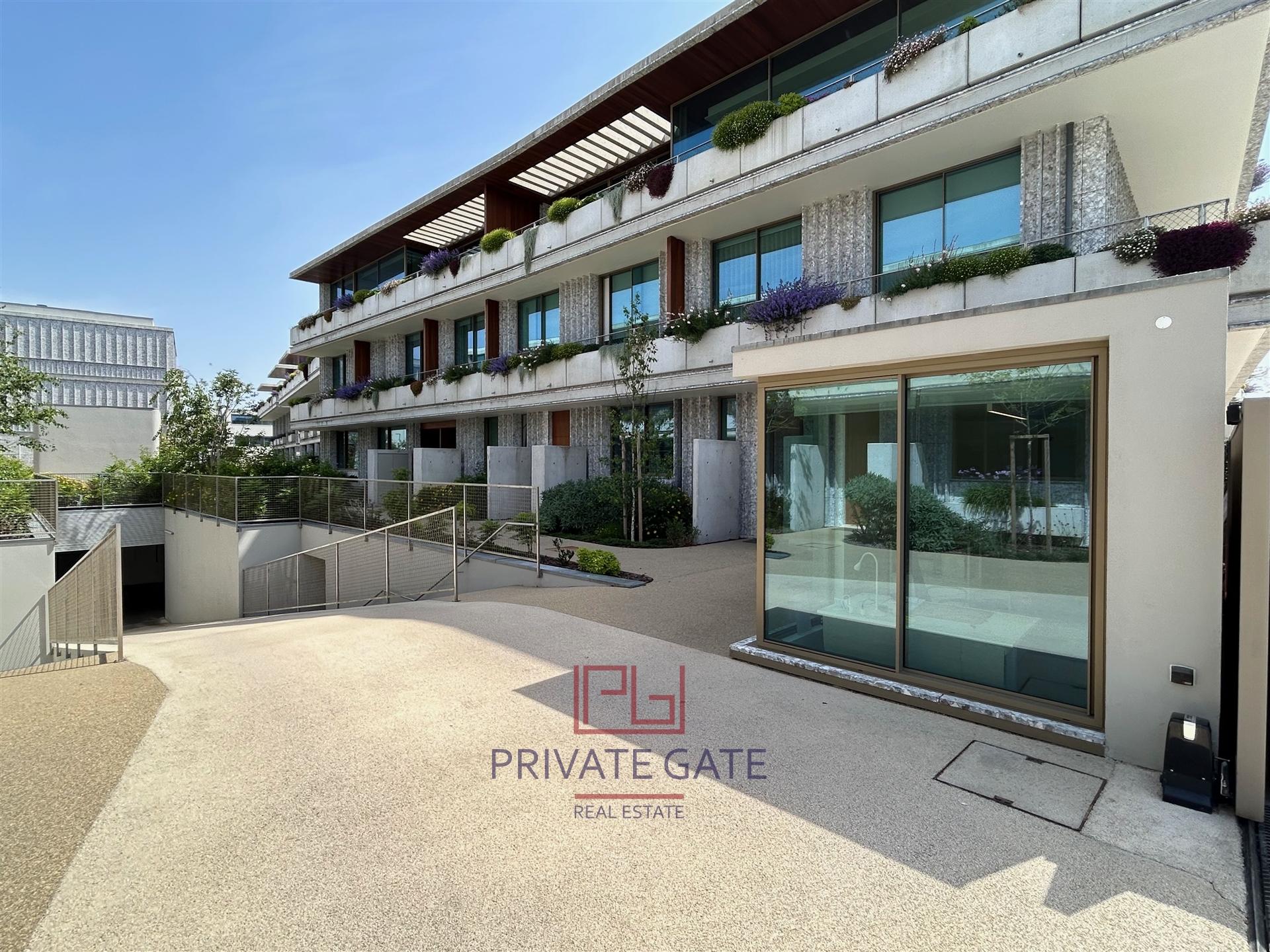 Andar Moradia T2 DUPLEX Venda em Aldoar, Foz do Douro e Nevogilde,Porto