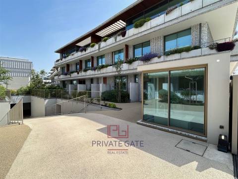 Andar Moradia T2 DUPLEX Venda em Aldoar, Foz do Douro e Nevogilde,Porto