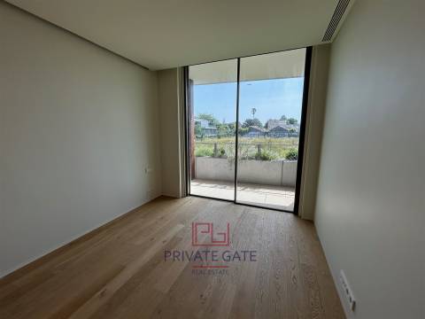 Andar Moradia T2 DUPLEX Venda em Aldoar, Foz do Douro e Nevogilde,Porto