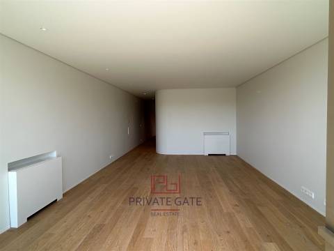 Andar Moradia T2 DUPLEX Venda em Aldoar, Foz do Douro e Nevogilde,Porto