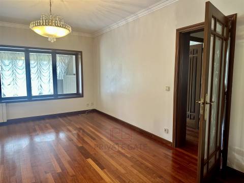 Moradia T5+1 Venda em Gondomar (São Cosme), Valbom e Jovim,Gondomar