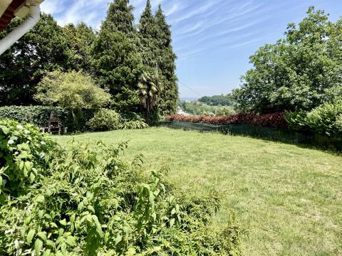 Moradia T5 Venda em Brito,Guimarães