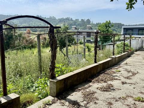 Moradia T5 Venda em Brito,Guimarães