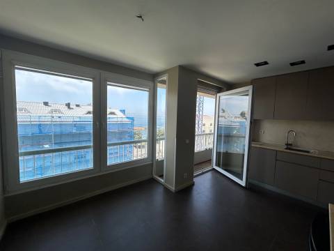 Apartamento T3 Arrendamento em Aldoar, Foz do Douro e Nevogilde,Porto