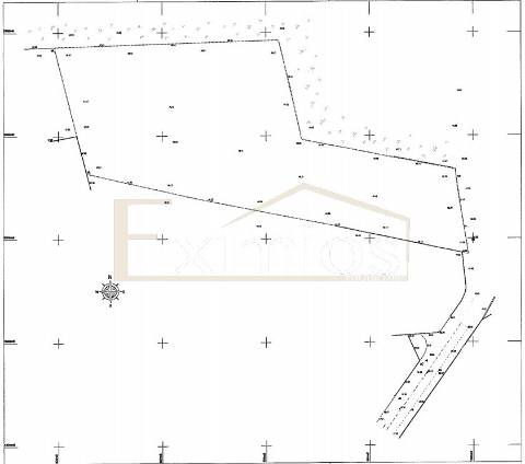 Terreno industrial em Rates