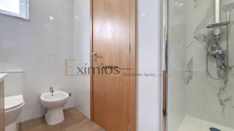 Moradia V3 nova, na Póvoa de Varzim