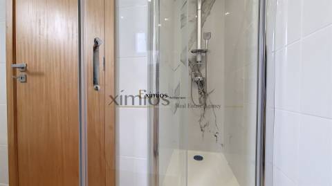 Moradia V3 nova, na Póvoa de Varzim