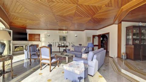 Moradia isolada V5 próxima da praia, em Apúlia