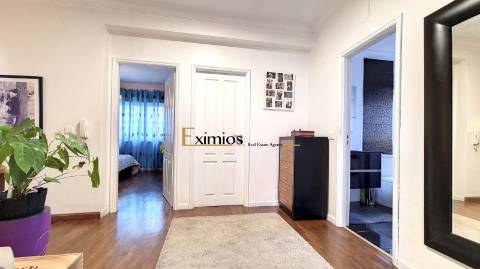 Moradia geminada V4 , com terraço, em Póvoa de Varzim