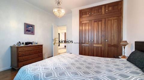 Moradia geminada V4 , com terraço, em Póvoa de Varzim